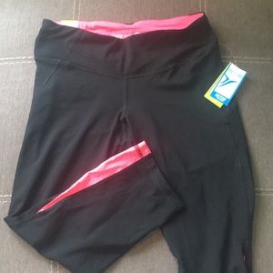 NWT Old Navy cropped leggings